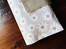 Load image into Gallery viewer, Neutral Daisy Diaper Clutch
