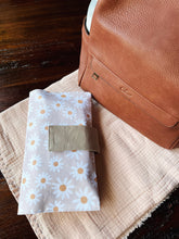 Load image into Gallery viewer, Neutral Daisy Diaper Clutch
